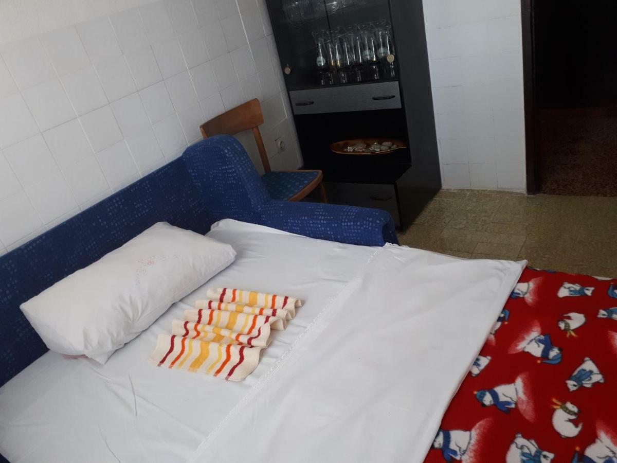 Luminaria Solis Vacation Home Rogoznica  Eksteriør billede